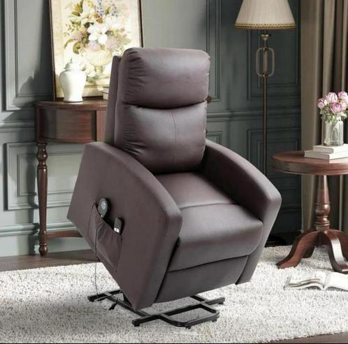 HOMCOM Massagestoel met Opstahulp Bruin, Huis en Inrichting, Fauteuils, Nieuw, Leer, 75 tot 100 cm, Ophalen of Verzenden