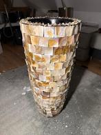 Hoge Vaas met Schelpen, Huis en Inrichting, Overige materialen, Overige kleuren, Nieuw, Ophalen of Verzenden