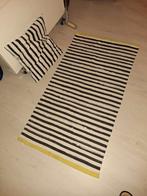 Leuk vloerkleed met bijpassend kussen H&M, Ophalen of Verzenden, Zo goed als nieuw, Kleed of Kussen