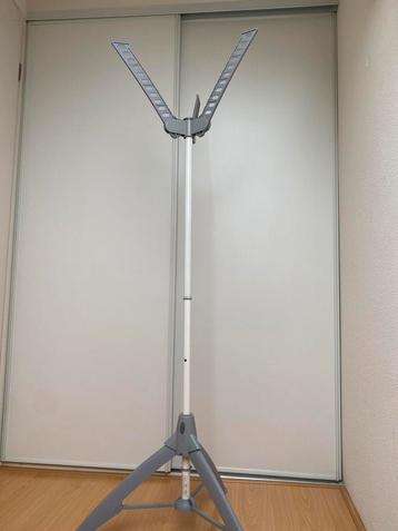 Kleding/wasrek inklapbaar beschikbaar voor biedingen