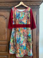 Pauwenjurk Elizz maat L, Kleding | Dames, Jurken, Ophalen of Verzenden, Zo goed als nieuw, Maat 38/40 (M), Onder de knie