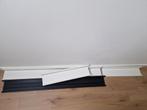 4 foto planken Ikea in goede staat, Ophalen, Zo goed als nieuw
