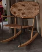 Leuke Schommelstoel met Rotan Zitting, Gebruikt, Bruin, Scandinavisch, Ophalen of Verzenden