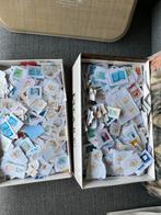 Doos vol met Nederlandse postzegels incl verzending, Postzegels en Munten, Postzegels | Volle albums en Verzamelingen, Ophalen of Verzenden