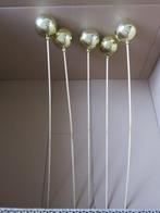 5 goudkleurige kerstballen op stok, stekers, Ophalen of Verzenden, Zo goed als nieuw