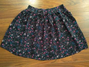 ESPRIT ROKJE MET FEESTELIJKE PRINT - SOEPELE VISCOSE !! beschikbaar voor biedingen