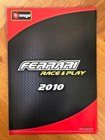 Ferrari modelautofolder BBurago Race & Play 2010 beschikbaar voor biedingen