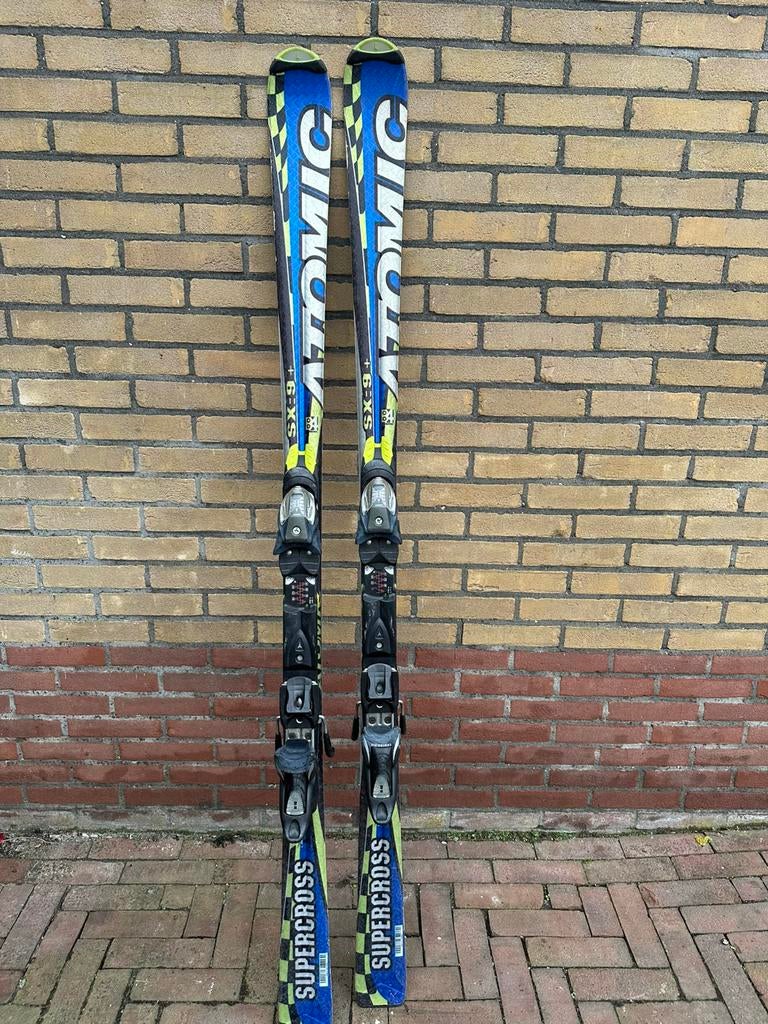 Top skies. 2 keer Atomic sx9 supercross 1 keer HEAD, Sport en Fitness, 160 tot 180 cm, Ophalen of Verzenden, Zo goed als nieuw