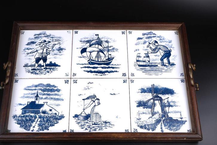 Vintage dienblad met tegels blauw wit, Huis en Inrichting, Woonaccessoires | Dienbladen, Gebruikt, Overige materialen, Rechthoekig