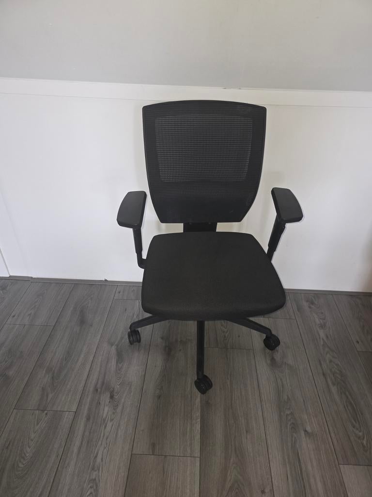 BENS 807-Synchro-3 bureaustoel - Zo goed als nieuw!, Huis en Inrichting, Bureaustoelen, Zo goed als nieuw, Bureaustoel, Zwart