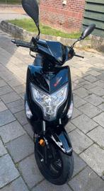 Djjd valleta scooter (geel kentekenplaat), Fietsen en Brommers, Ophalen of Verzenden, Zo goed als nieuw, Elektrisch, Overige modellen