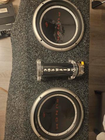 2x subwoofers punch beschikbaar voor biedingen