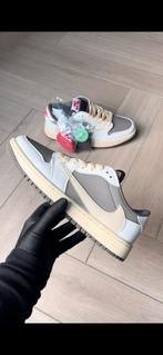 Nike Travis Scott | ‘reverse mocha’, Kleding | Heren, Schoenen, Ophalen of Verzenden, Nieuw, Bruin