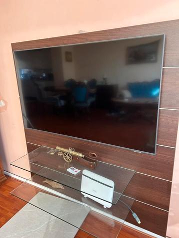 TV wandmeubel  beschikbaar voor biedingen