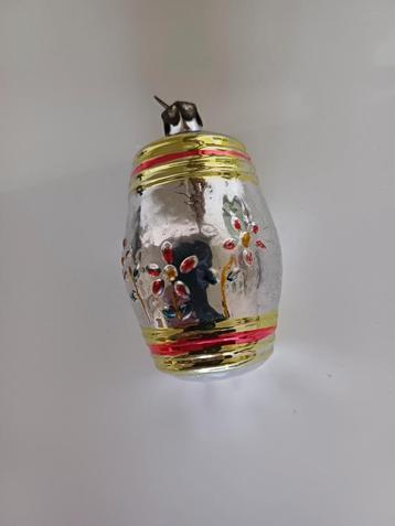 Oude vintage kerstbal van glas tonnetje beschikbaar voor biedingen