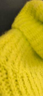 Lime groene trui, Ophalen of Verzenden, Zo goed als nieuw, Maat 38/40 (M), Groen