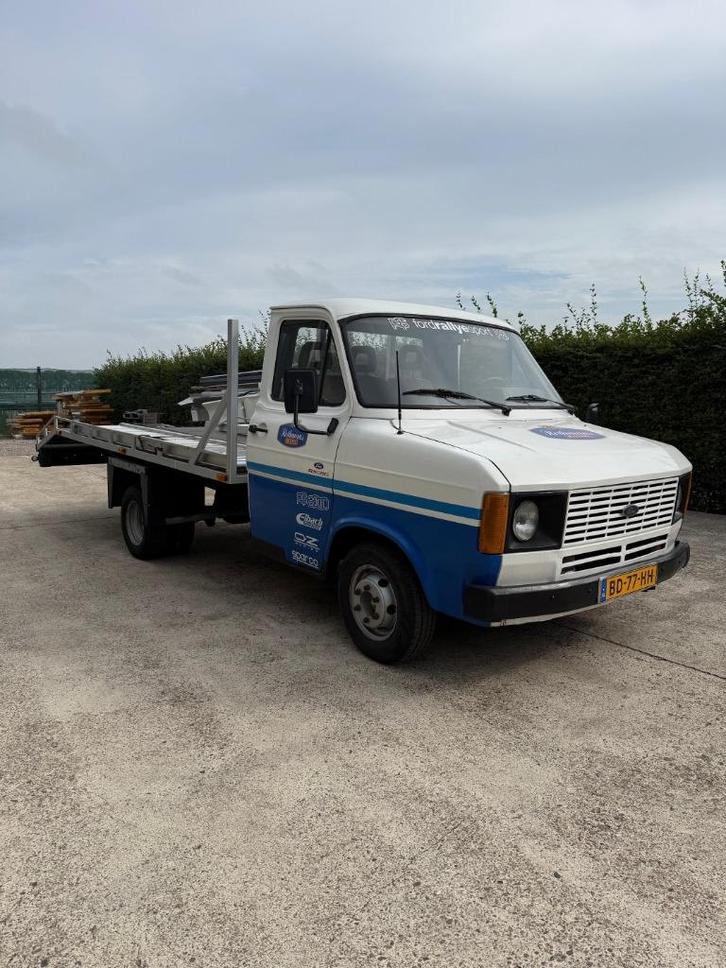 Ford Transit 1981 MK2 auto transporter 2.4 diesel, Auto's, Oldtimers, Particulier, Ophalen