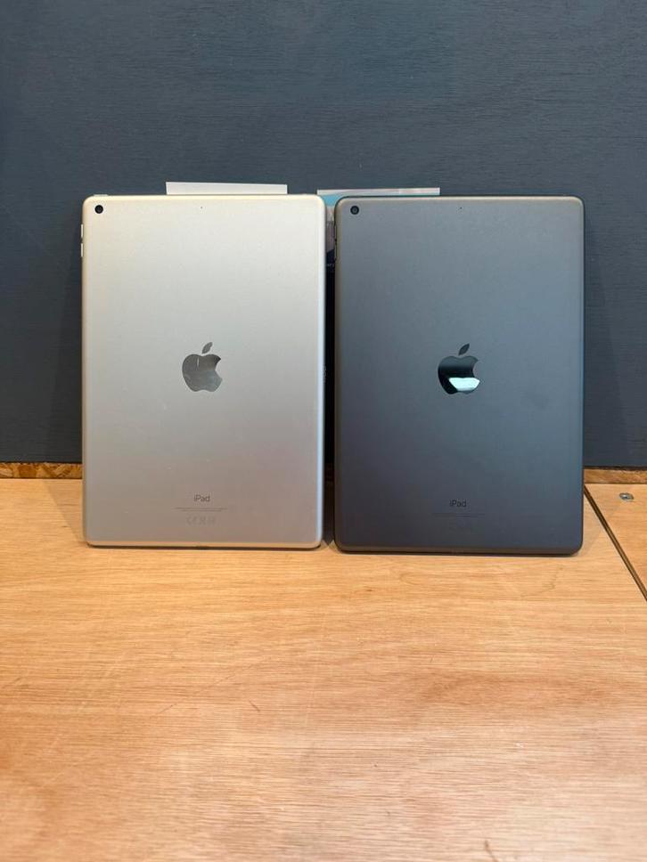 Apple Ipad 7e generatie, 32GB zwart & wit, Computers en Software, Apple iPads, Zo goed als nieuw, Apple iPad, 10 inch, 32 GB, Ophalen of Verzenden