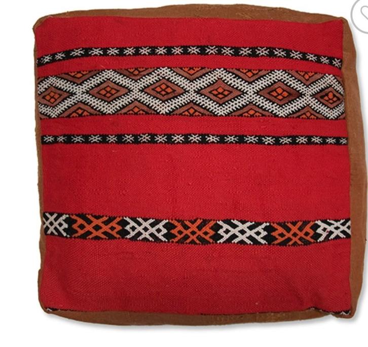 Nieuwe Marokkaanse berber wollen kelim, vloerkussen poef, Huis en Inrichting, Banken | Voetenbanken en Poefen, Nieuw, 50 tot 75 cm