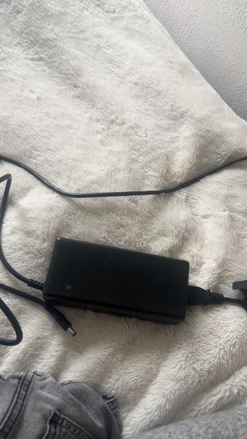 E bike oplader beschikbaar voor biedingen