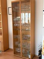 Hoge Hülsta vitrinekast met verlichting, beuken, Ophalen, 50 tot 100 cm, Zo goed als nieuw, 150 tot 200 cm