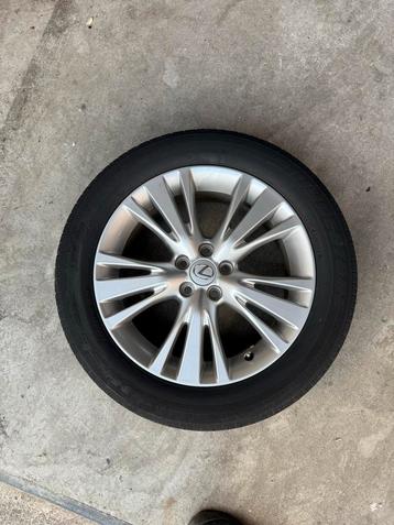 Lexus Velgen met banden 235/55 R19 beschikbaar voor biedingen