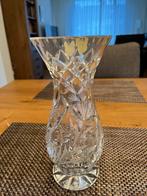 Kristallen vaas, Ophalen