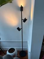 Moderne zwarte vloerlamp met spots (mat), Ophalen, Zo goed als nieuw, Metaal, 150 tot 200 cm