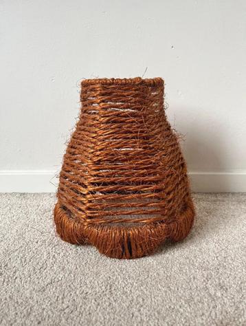 Vintage gevlochten lampenkap, 22x21cm. Roest 60s 70s retro beschikbaar voor biedingen