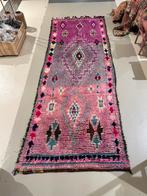 Vintage marrokaans vloerkleed uit Marrakech, 200 cm of meer, Ophalen of Verzenden, Zo goed als nieuw, Vintage bohemian kleurrijk