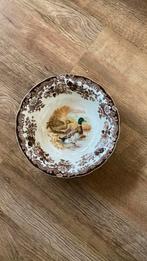 Diep bord Royal Worcester Palissy - Wild Scene, Ophalen of Verzenden