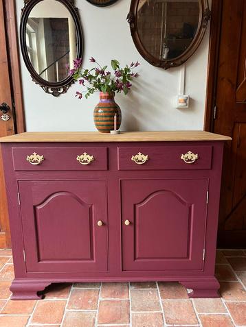 Commode dressoir babykamer brocante vintage tvkast keuken beschikbaar voor biedingen