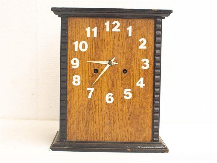 Houten tafelklok 23853, Huis en Inrichting, Woonaccessoires | Klokken, Gebruikt, Wandklok, Ophalen of Verzenden