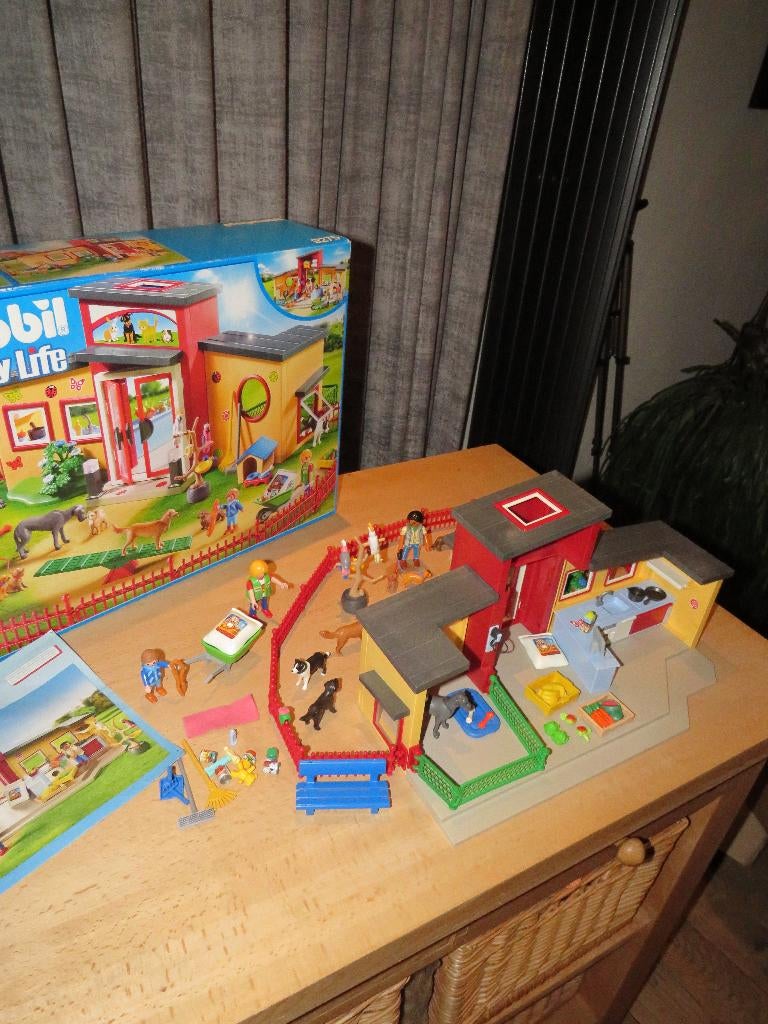 Playmobil dierenpension 9275, Ophalen of Verzenden, Zo goed als nieuw, Complete set