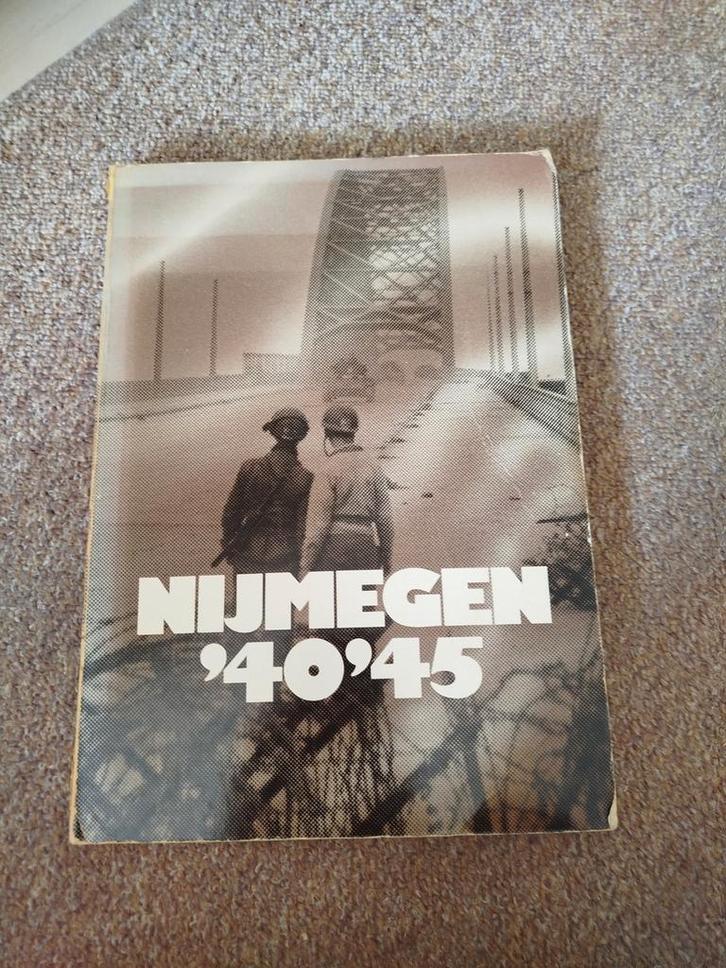Nijmegen '40-'45 - Boek over de Tweede Wereldoorlog, Boeken, Geschiedenis | Vaderland, Gelezen, 20e eeuw of later, Ophalen of Verzenden