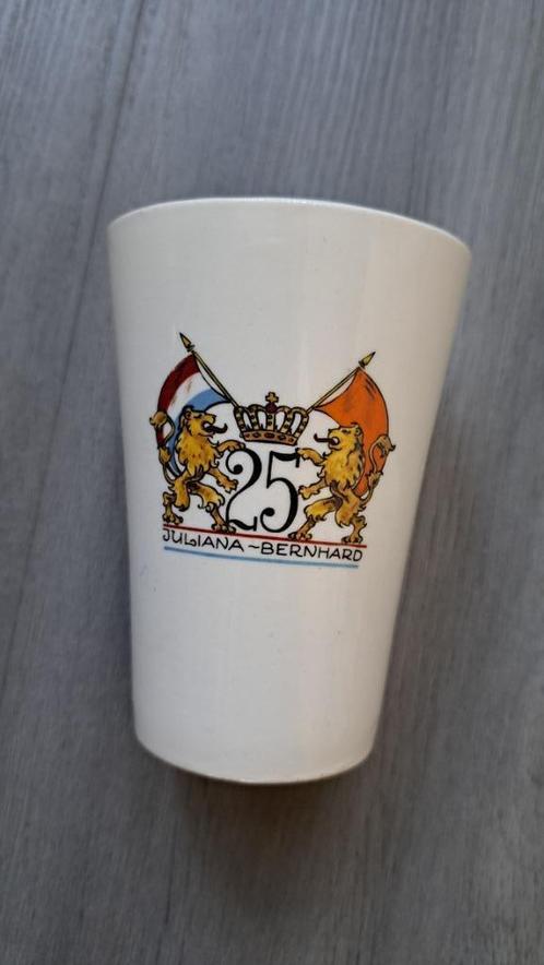Porselein Royal Schwabap, Royal Sfinx, Chodziez Poland), Antiek en Kunst, Antiek | Keramiek en Aardewerk, Ophalen of Verzenden