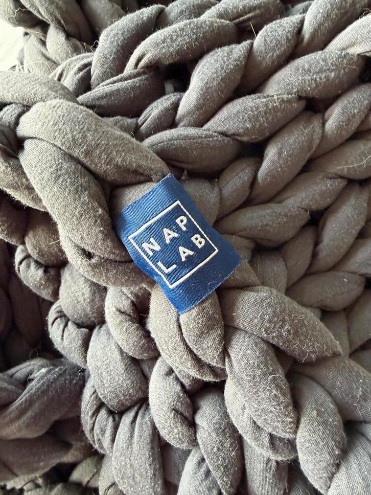 The NAP Lab Verzwaringsdeken / Kleed, Huis en Inrichting, Woonaccessoires | Plaids en Woondekens, Zo goed als nieuw, Ophalen