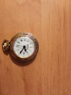 Mooie hang klok Prefect in top condition, Ophalen of Verzenden, Staal, Overige merken