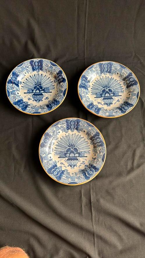 Antieke Delftsblauwe borden Pauwstaartenschotel, Antiek en Kunst, Antiek | Wandborden en Tegels, Ophalen of Verzenden