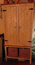 Witte kast met deuren - 100x56x190 cm, Ophalen, 50 tot 75 cm, 50 tot 100 cm, 150 tot 200 cm