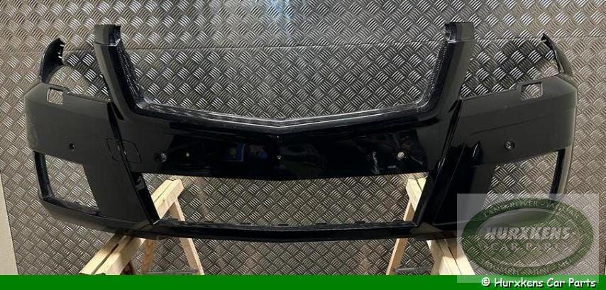 Voorbumper Mercedes GLK MET uitsparing koplampsproeier, Ophalen of Verzenden, Gebruikt, Voor, Bumper