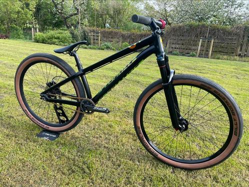 Specialized P3 dirt jumper - custom, Fietsen en Brommers, Fietsen | Mountainbikes en ATB, Zo goed als nieuw, Overige merken, Hardtail