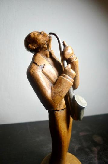 Art deco saxofoonspeler jaren 30 beschikbaar voor biedingen