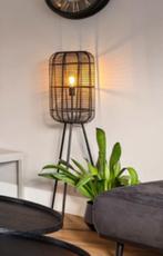Vloerlamp rotan zwart, Huis en Inrichting, Lampen | Vloerlampen, Ophalen, Zo goed als nieuw, 100 tot 150 cm