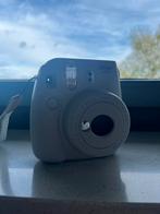Instax mini 9 Smoky White inclusief hoes en close up lens, Audio, Tv en Foto, Polaroid, Zo goed als nieuw, Verzenden, Fuji