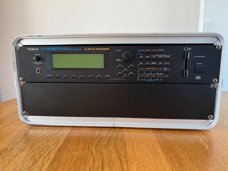 Roland JV-2080 en Roland PC-180 met pedaal, Muziek en Instrumenten, Soundmodules, Gebruikt, Roland, Ophalen