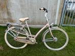 Zo Goed als nieuwe Batavus Dames fiets 28inch !, Fietsen en Brommers, Fietsen | Dames | Damesfietsen, Ophalen, Versnellingen, Batavus