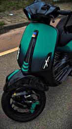 Gezocht vespa 50/80cc, Fietsen en Brommers, Scooters | Vespa, Ophalen, Zo goed als nieuw, Benzine