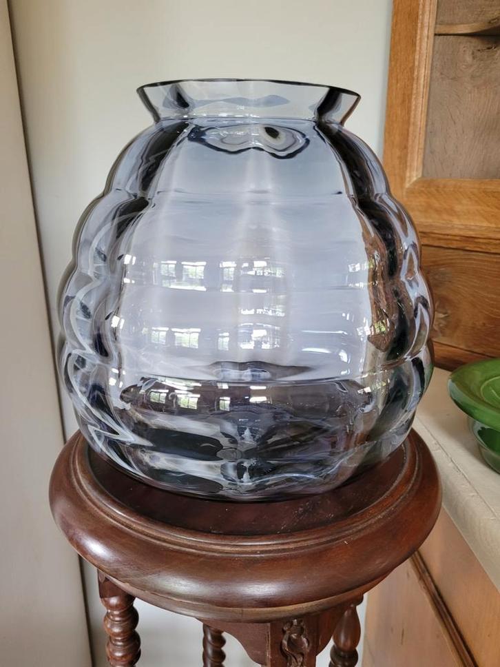 Grote art deco vaas*Copier Leerdam*horizontale optiek, Antiek en Kunst, Antiek | Glas en Kristal, Ophalen of Verzenden