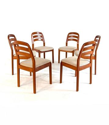 Set van 6 vintage eetkamerstoelen, Dyrund ‘70 (opknappers) beschikbaar voor biedingen